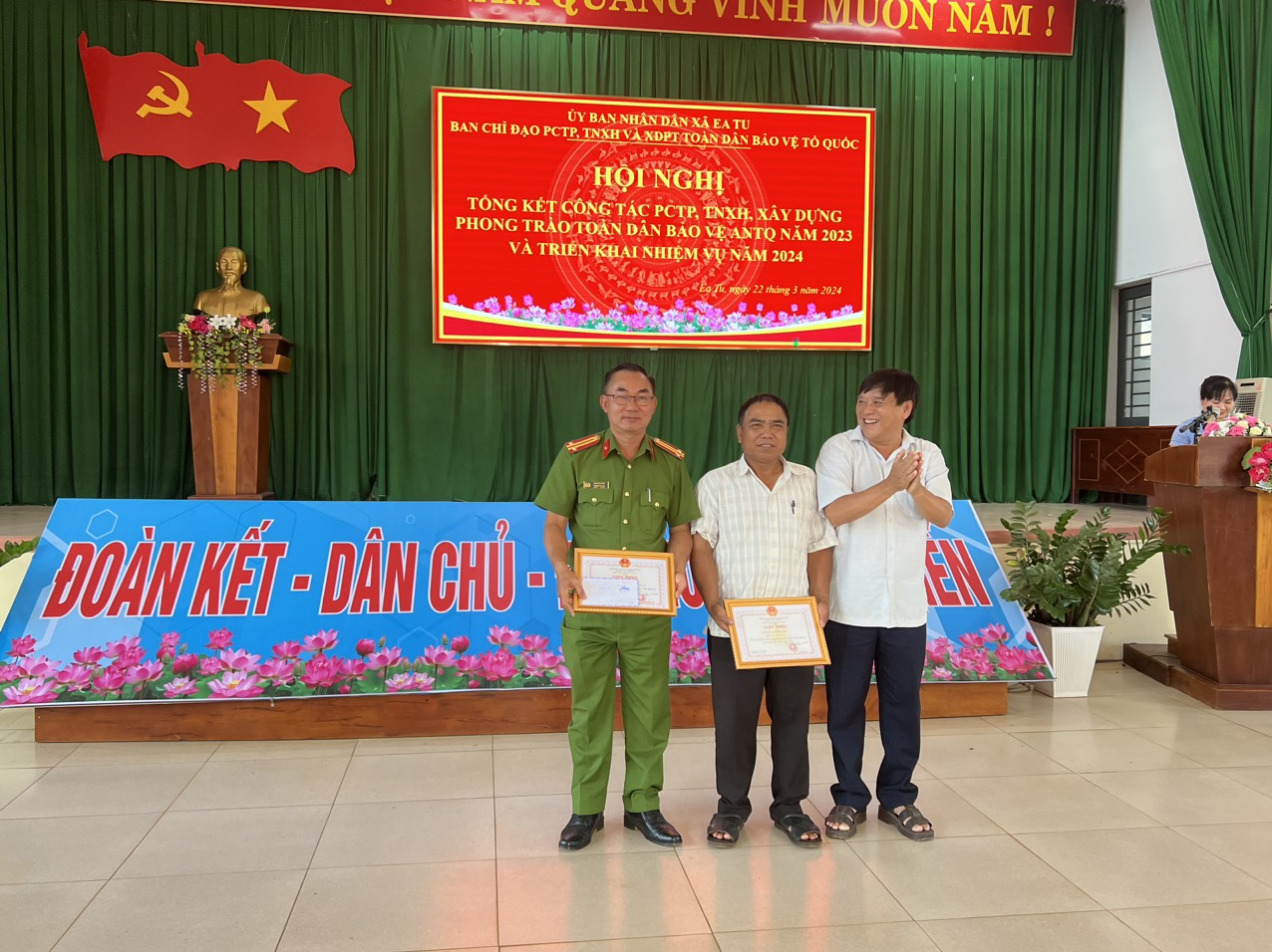 tập thể